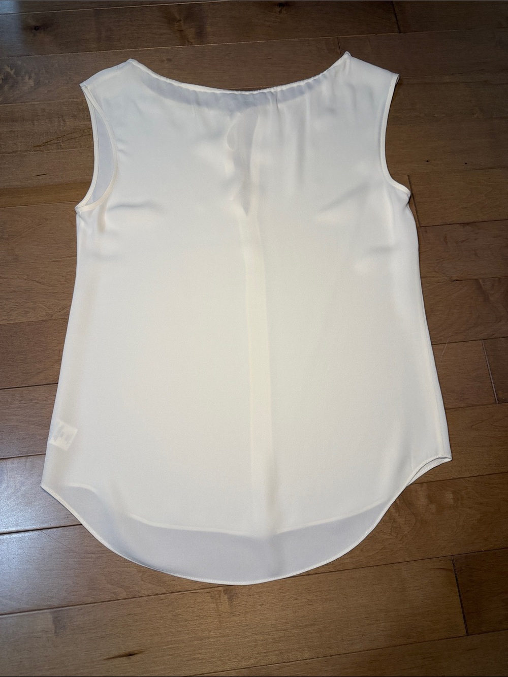Theory 100% Silk Tie-Neck Shell Top | Size Small - Picture 5 of 7
